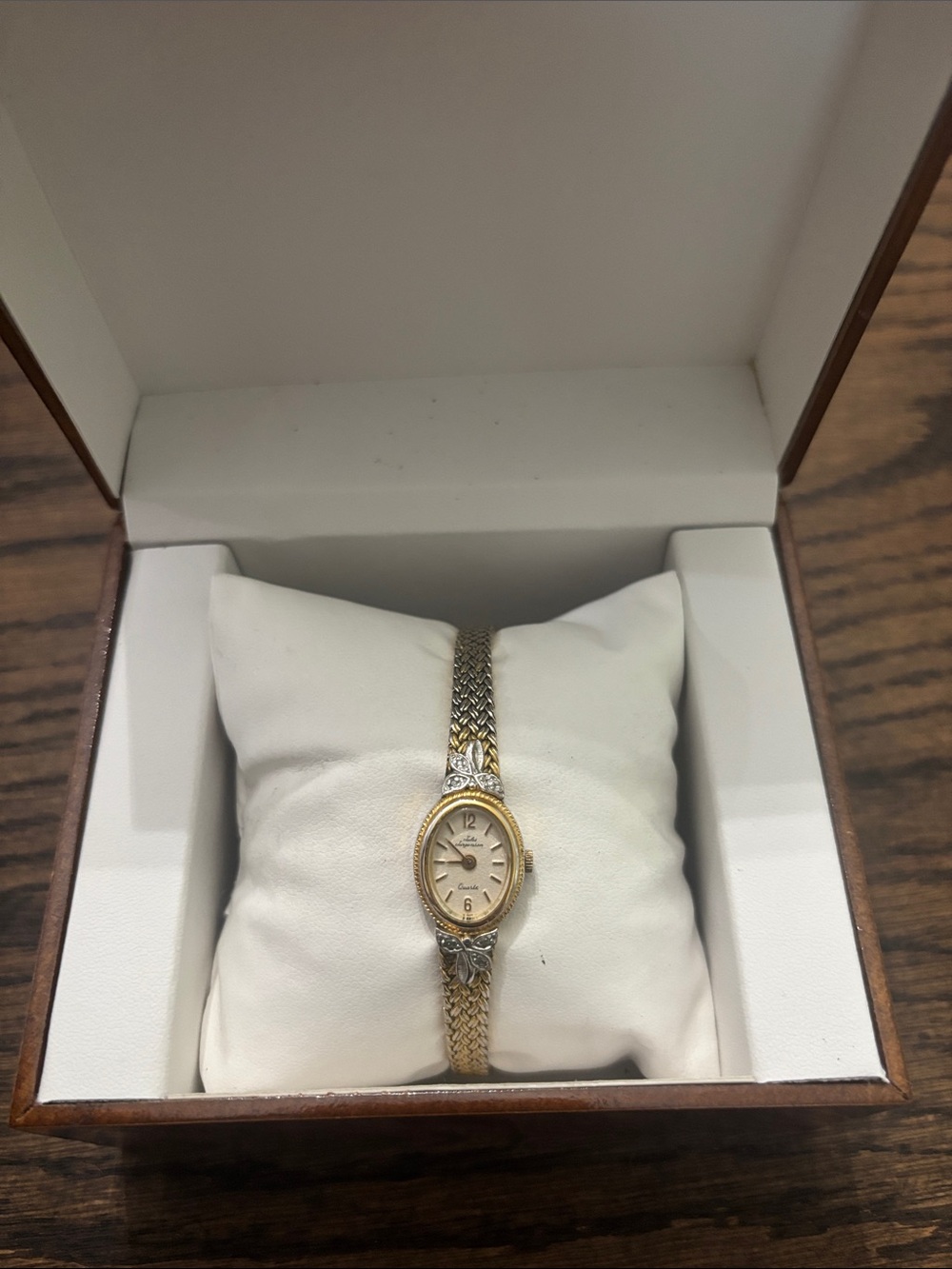 Vintage Jules Jorgensen Dainty Gold-Tone Watch
